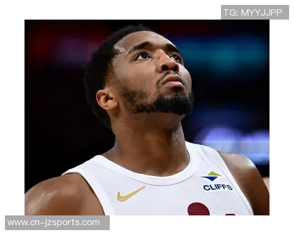 米切尔发推感慨乔丹解说重现风采经典时刻再现荧屏引发热议