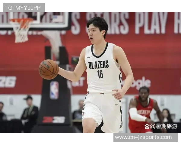 徐静雨点评杨瀚森在G联盟的表现如同CBA展现从容与扎实的篮球风采