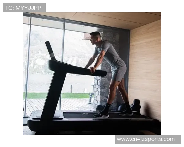 萨拉赫健身房训练照曝光腹肌线条引发粉丝热议与赞叹 萨拉赫健身房训练照曝光腹肌线条引发粉丝热议与赞叹