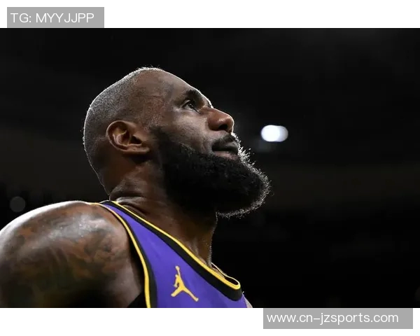 詹姆斯与乔丹双签球星卡创下历史成交新高达千万美元